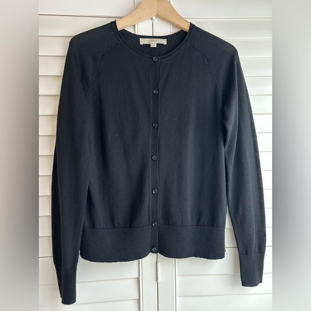 LOFT Lightweight Black Cardigan Sweater size medium